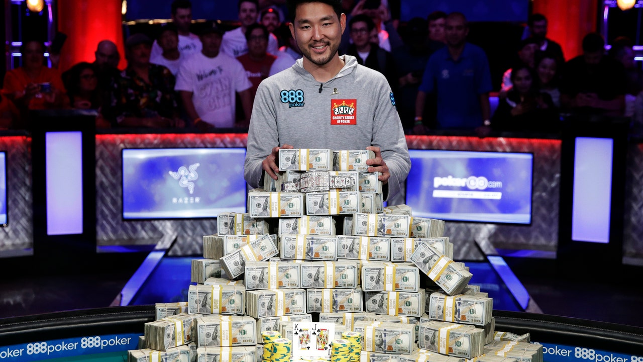 All backgrounds bet on becoming World Series of Poker champ